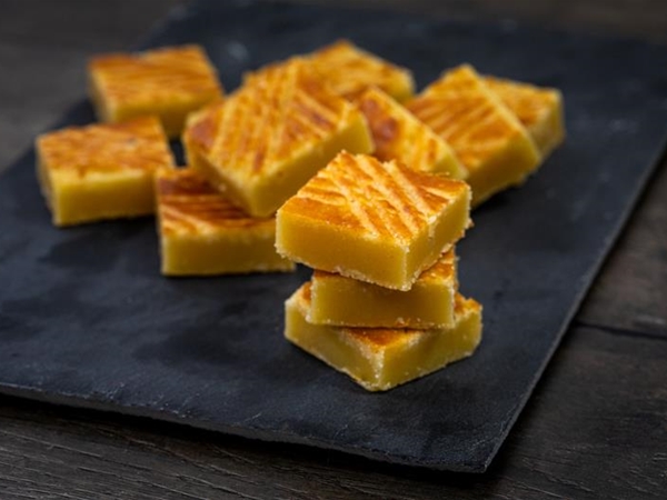 Boterkoek blokjes 12 stuks (Banketbakker)