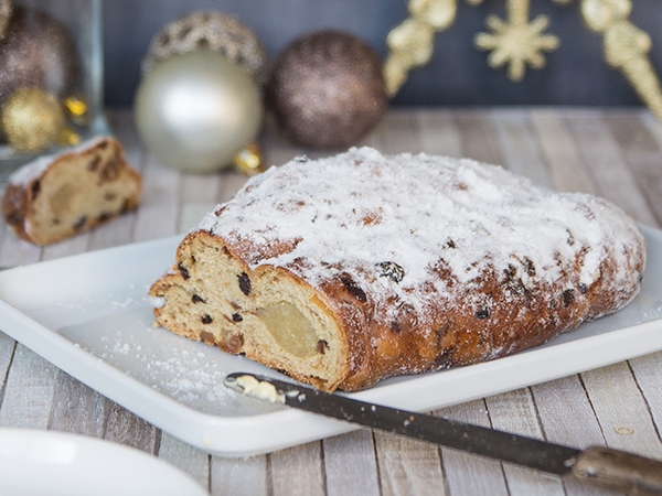 Kerststol met spijs 450 gram van de Banketbakker